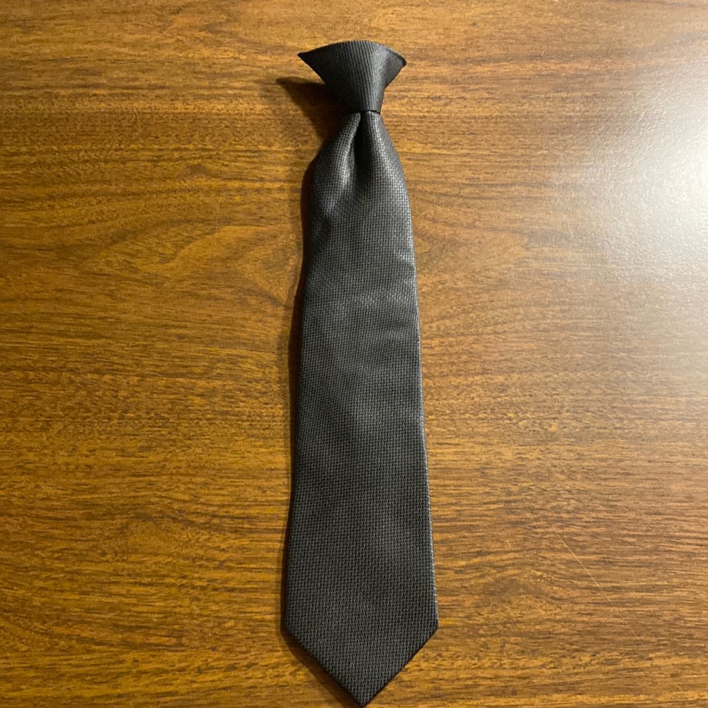 Boys clip on necktie